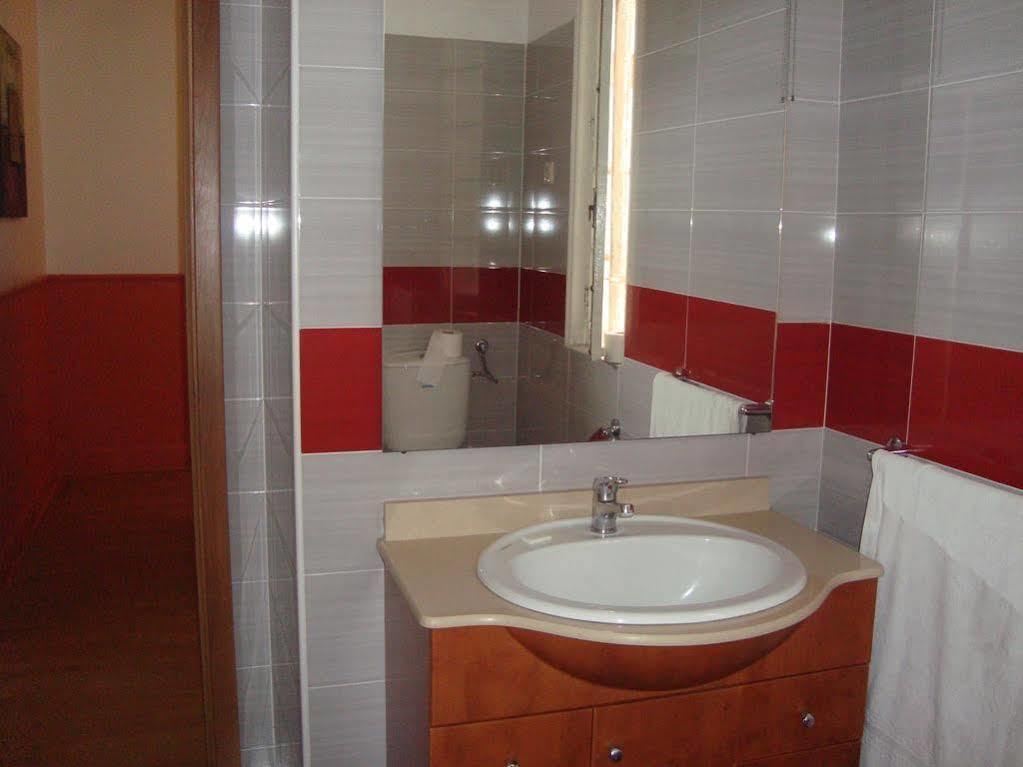 Hospedaria 5 Bicas Авиеро Екстериор снимка